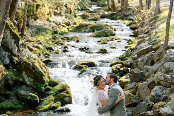 Luxury Mountain View Gatlinburg Wedding Photos Treehouse Grove