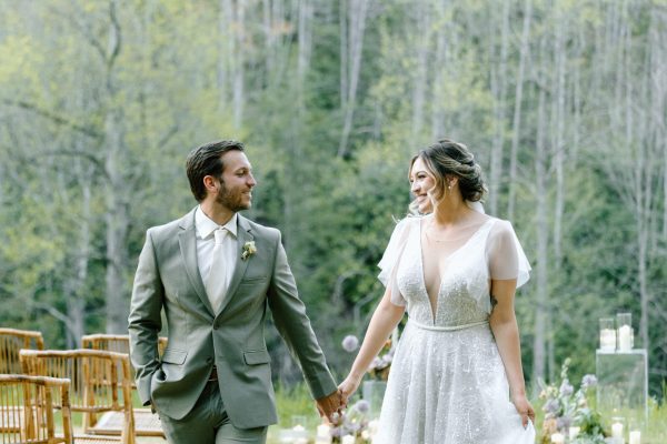 Luxury Mountain View Gatlinburg Wedding Photos Treehouse Grove